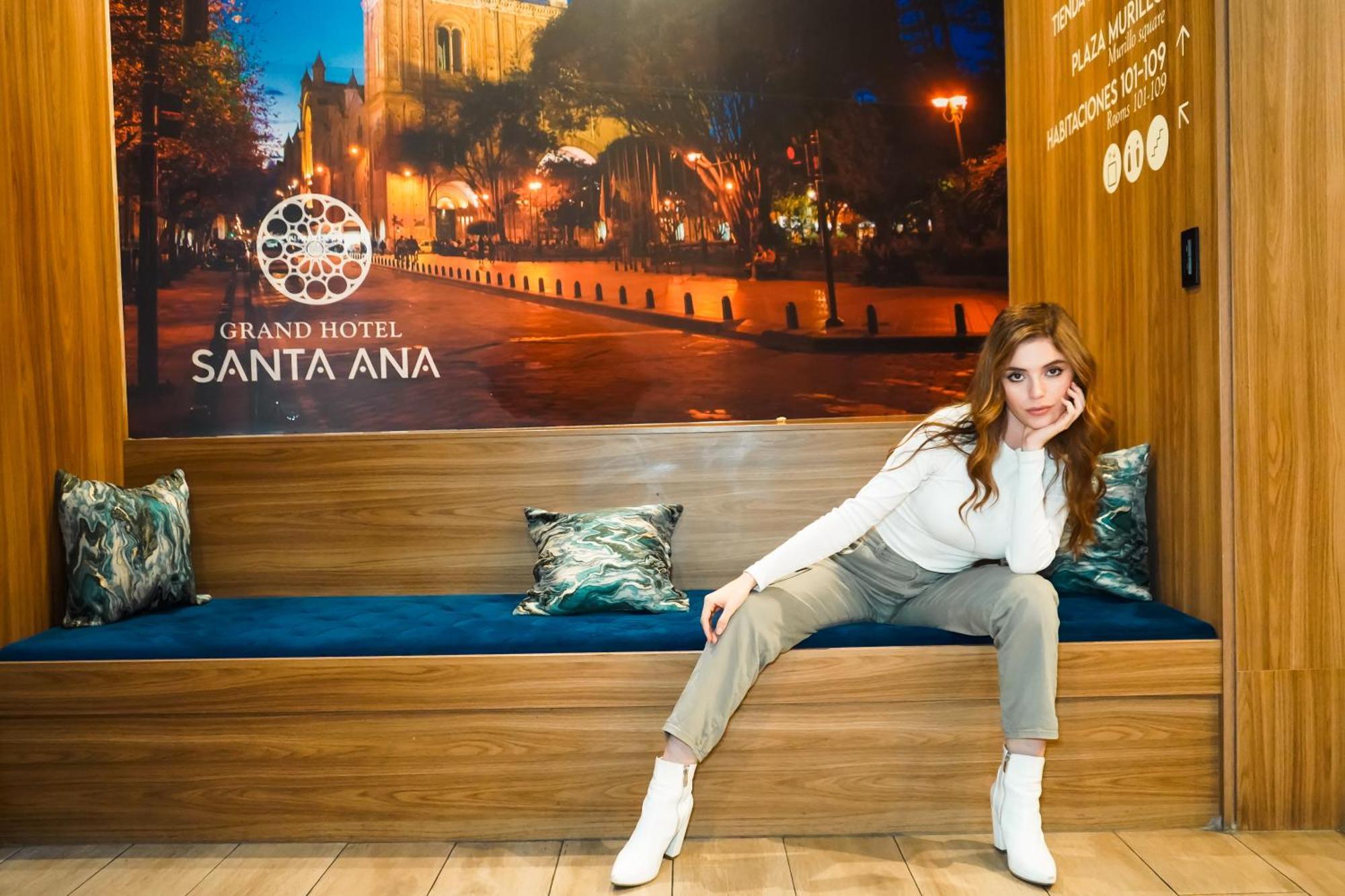 Y Santa Ana