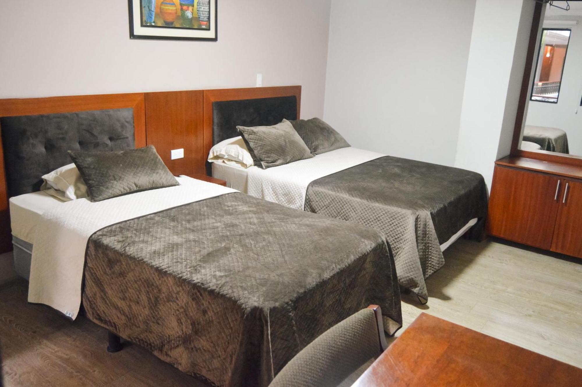 Apartahotel Y Santa Ana Cuenca