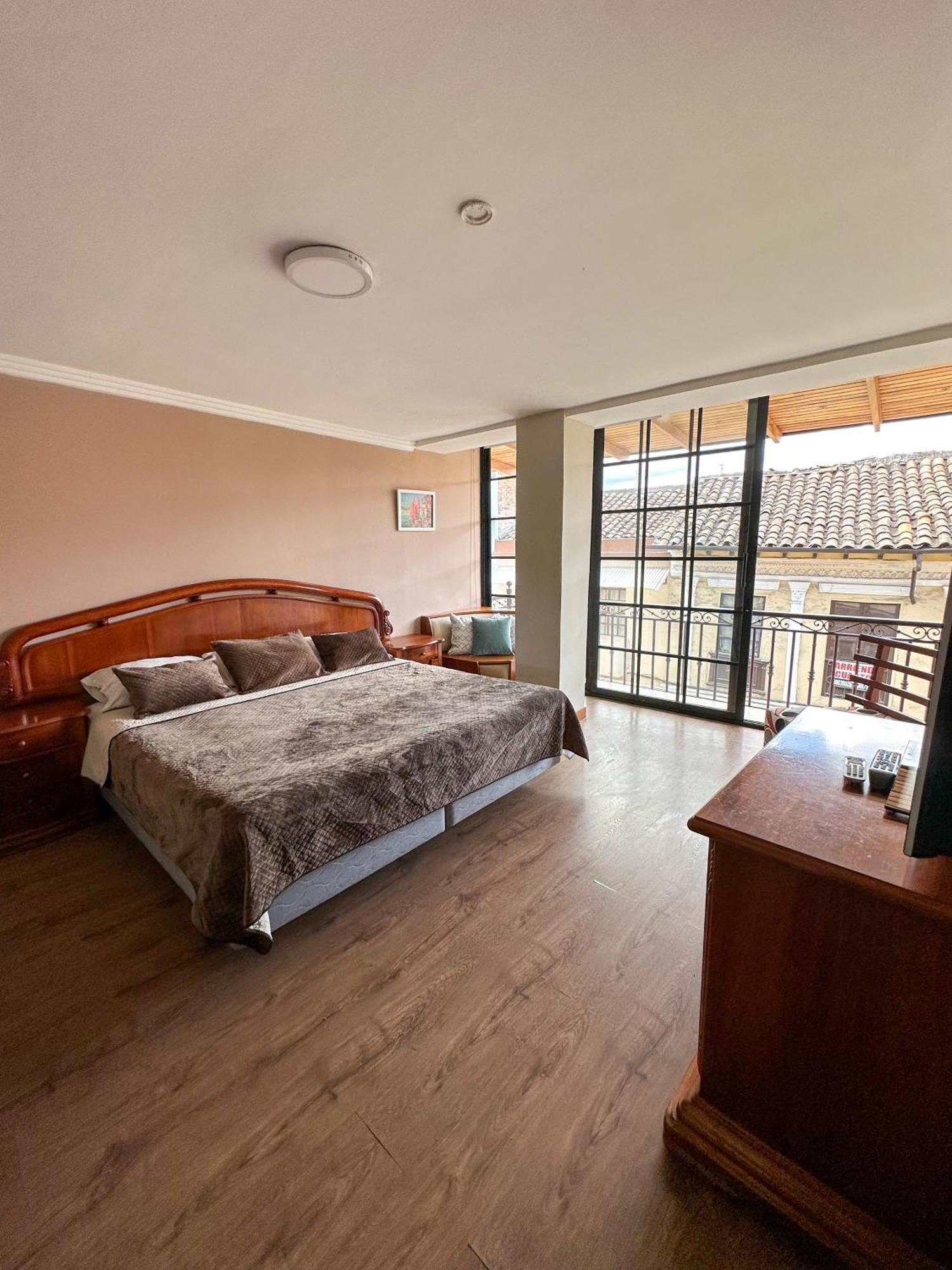 Apartahotel Y Santa Ana *